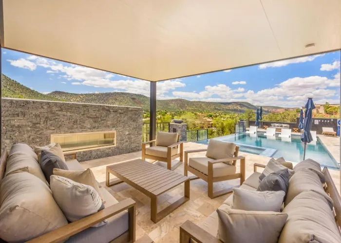 Luxe Retreat Private Heated Pool Views Holiday home Sedona